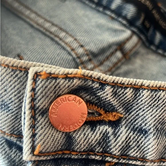 MODERN AMERICAN
DOHENY - Picture 9 of 9